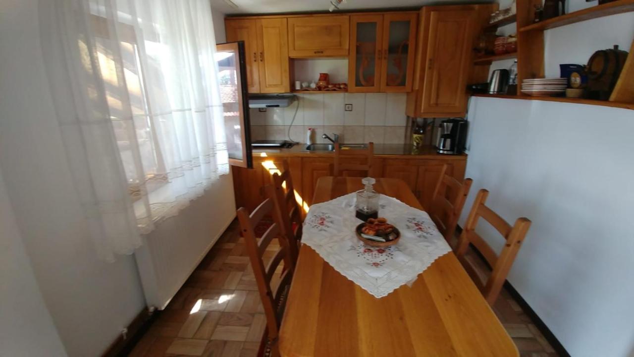 Casa Darius Villa Novaci-Straini Luaran gambar