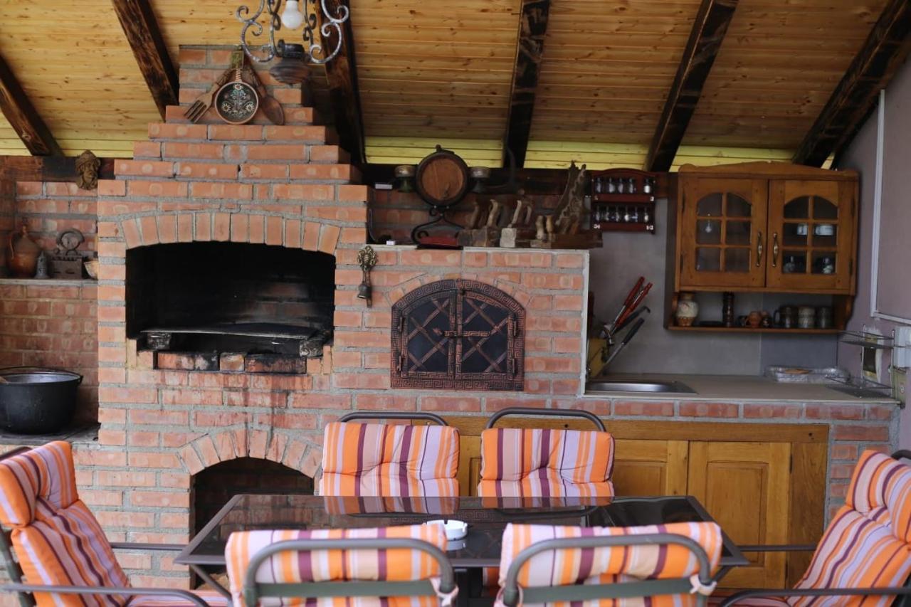 Casa Darius Villa Novaci-Straini Luaran gambar