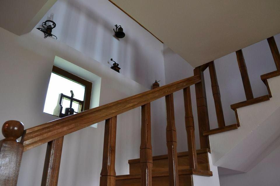 Casa Darius Villa Novaci-Straini Luaran gambar